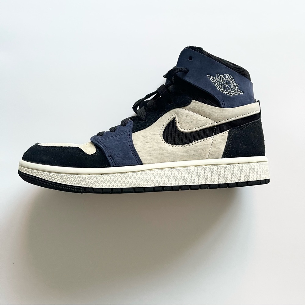 Air Jordan 1 Zoom Comfort 2 Sneaker in Muslin, Black, Blue, Ivory Size 7.5
